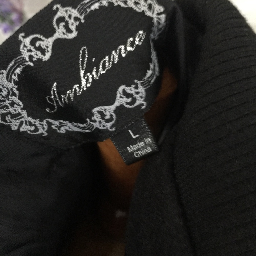 Jacket - Picture 5 of 5